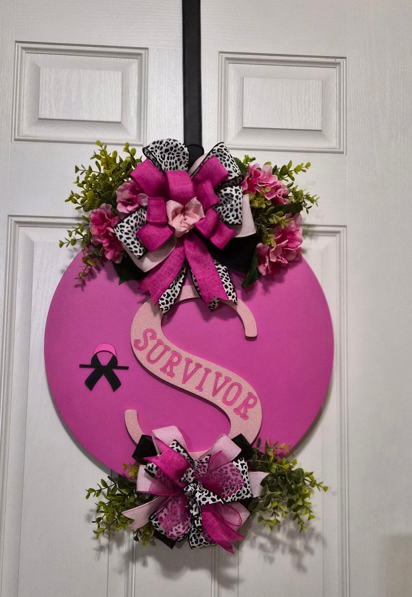 Survivor Door Hanger – Pink Ribbon Décor with Sparkle & Strength